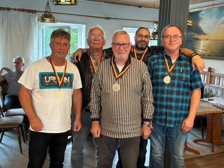 Platz 2 Grußendorfer Skatfreunde