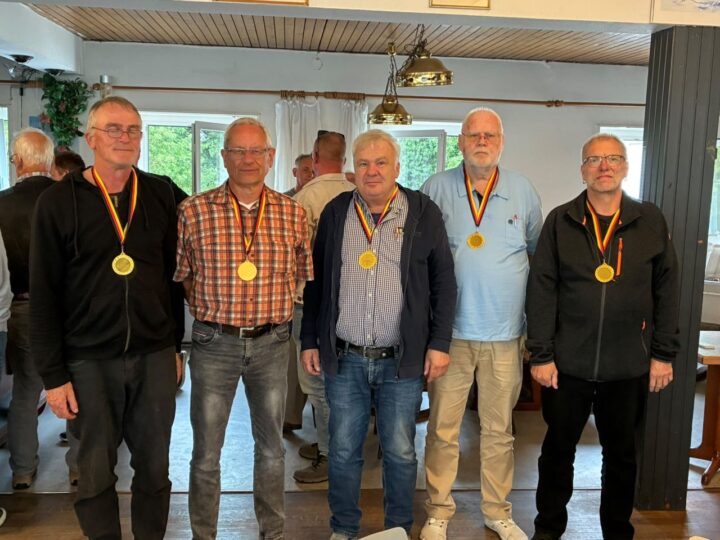 Platz 1 Bromer - Burg - Buben