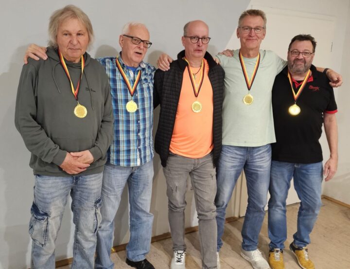 Platz 1 Harburger Skatfreunde