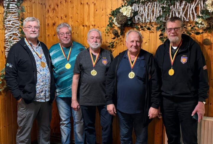 Platz 1 SC Wahnbek 86 I