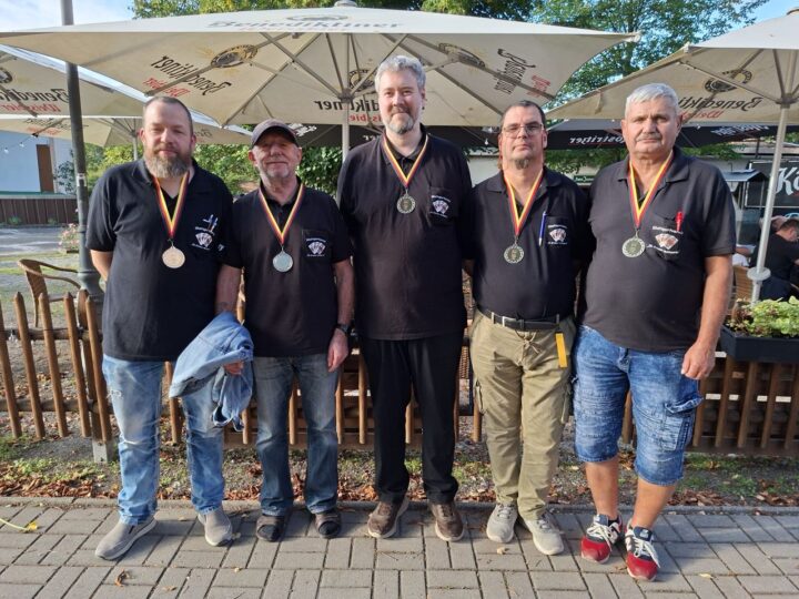 Platz 2 Die Grimmaer Muldenperlen