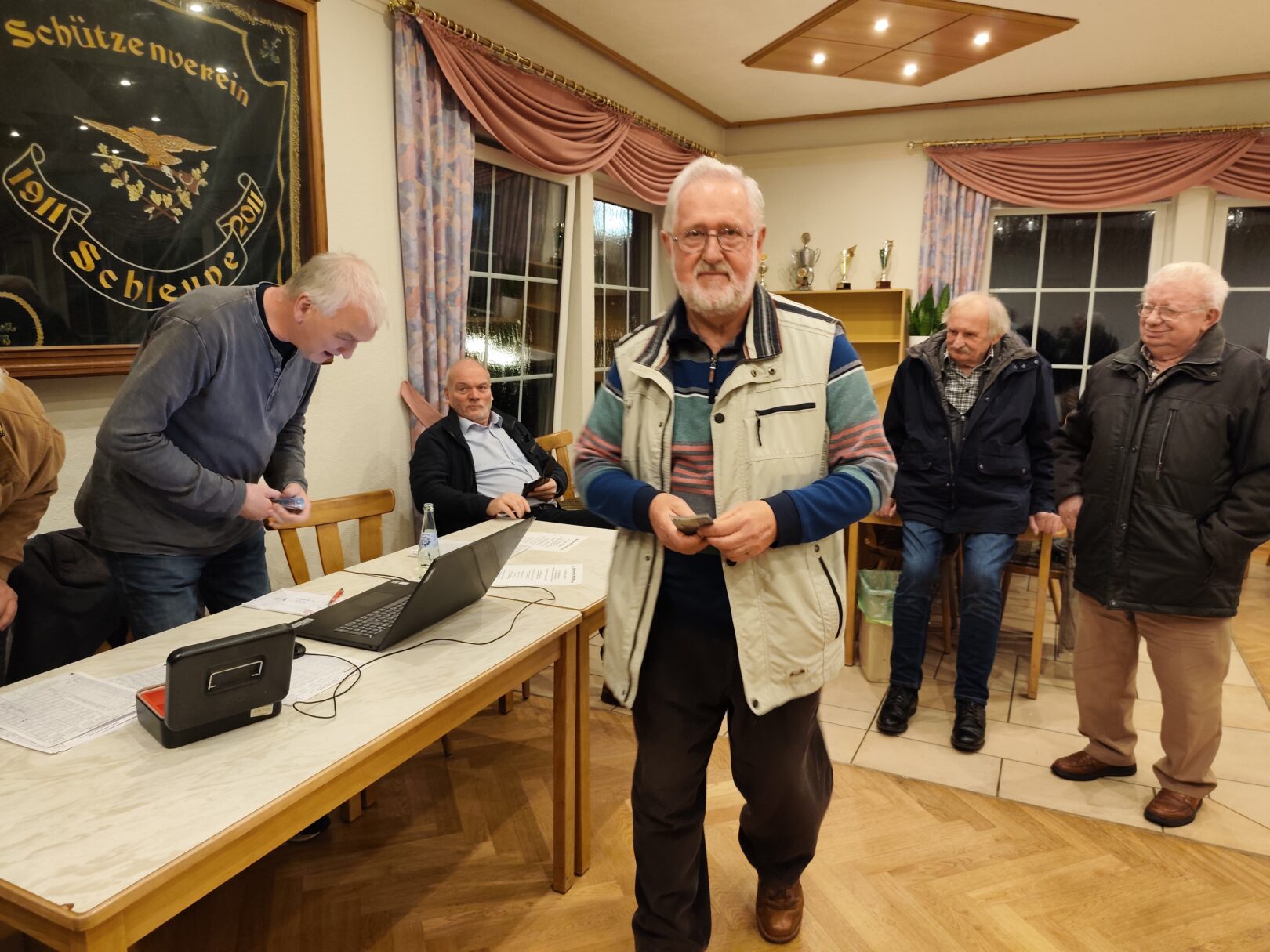 Seniorenpokal bei Dauerregen...